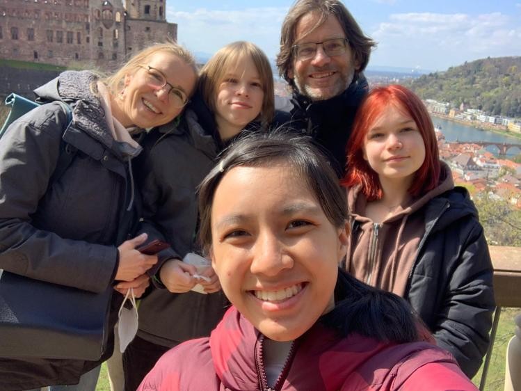 Bild_B1.jpg Gastfamilie beim Austausch